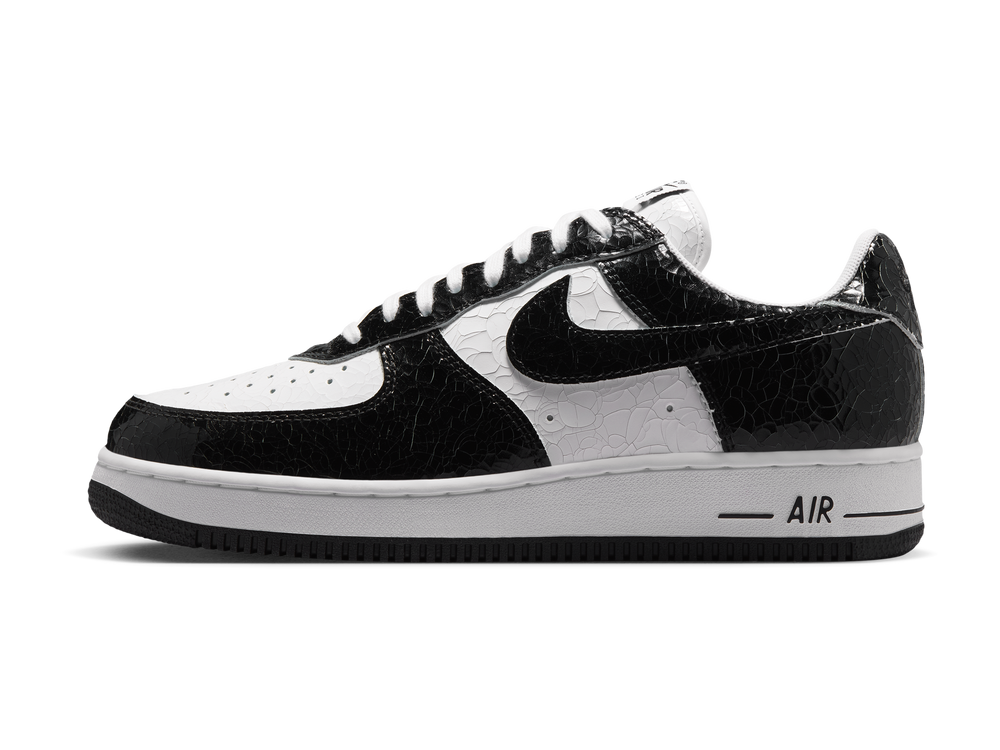 AIR FORCE 1 LOW "BLACK AND WHITE" · Vista 1