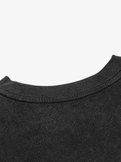 Vintage Artistic Graphic T-Shirt - Negro
