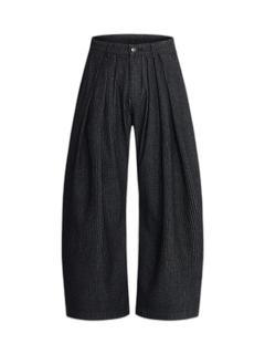 Vintage Pinstripe Pleated Wide-Leg Barrel Pants - Negro