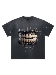 Spiked Teeth Graphic T-Shirt - Negro