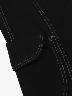 Denim Welt-Embellished Cargo Jorts - Negro