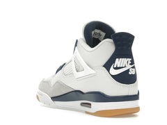 Jordan 4 Retro SB Navy — vista 5