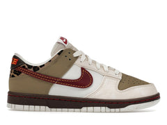 Nike Dunk Low Retro Khaki Team Red Pearl White (Women's) — vista 2